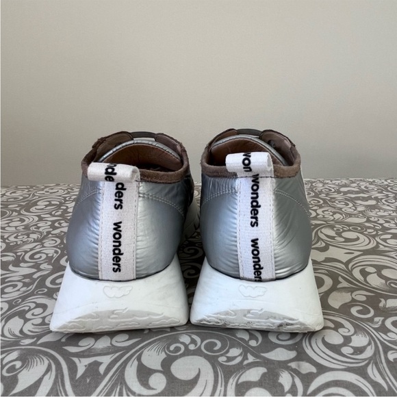 Wonders Sport Sneakers in Taupe and Platinum - Picture 4 of 9